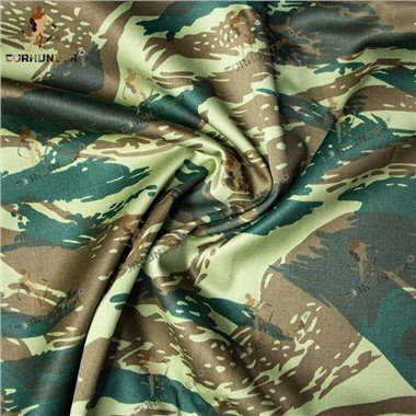 Kain kamuflase militer Yunani